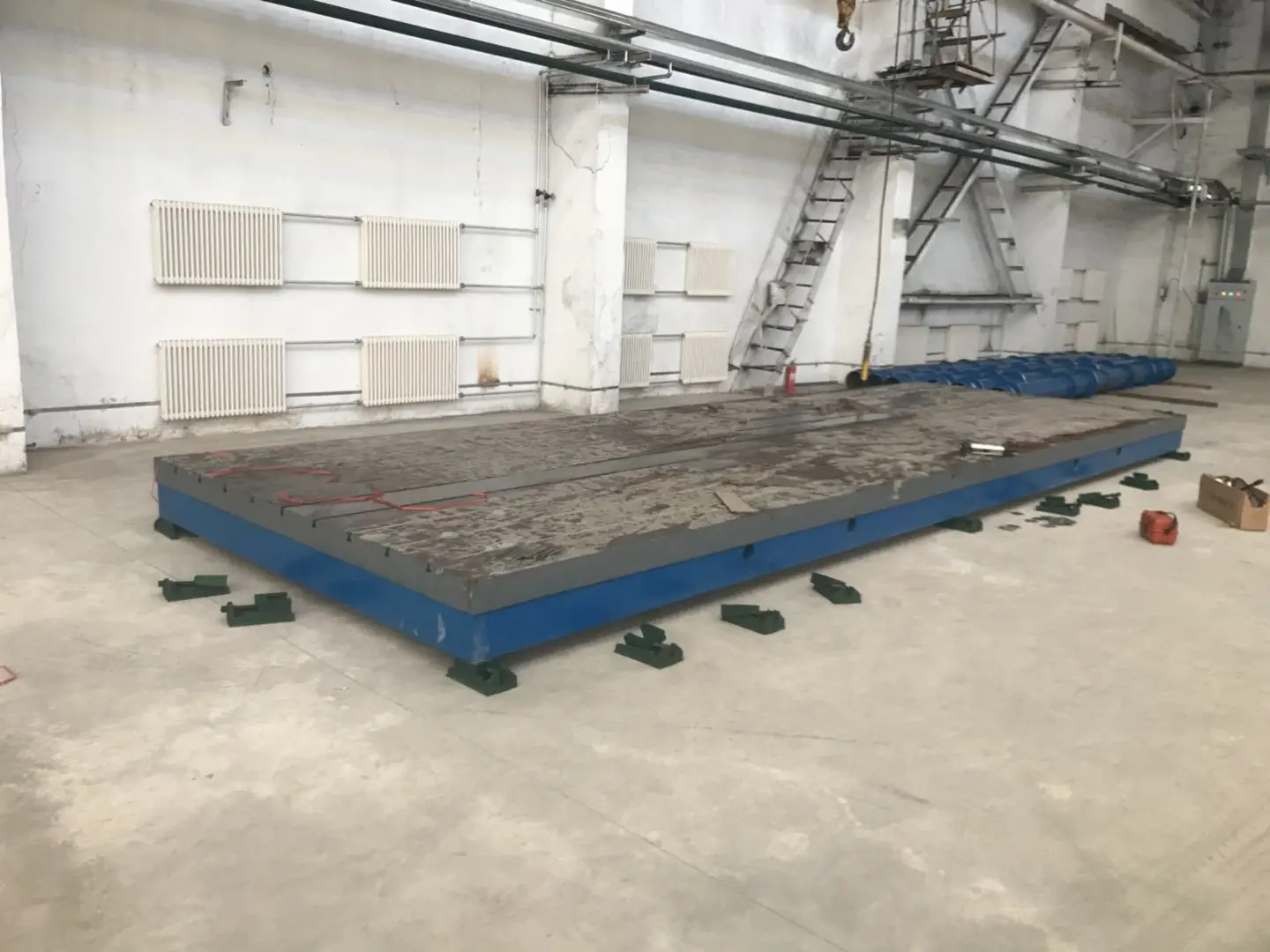 Assembly of cast iron surface plate test platform grinding plate