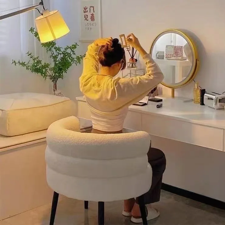 Nordic simple modern lamb velvet single sofa designer light luxury living room balcony small apartment white leisure chair