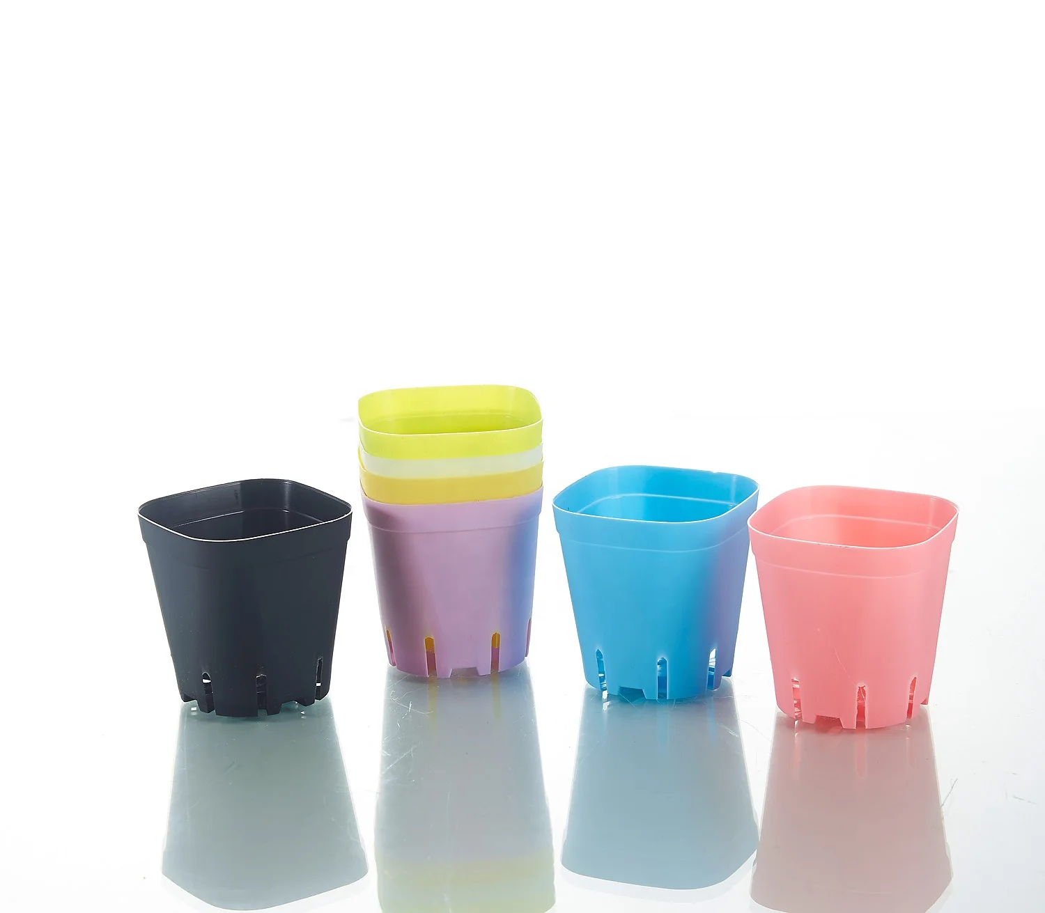 Акция, оптовая продажа, белые и черные квадратные пластиковые мягкие дешевые садовые горшки для садовых растений