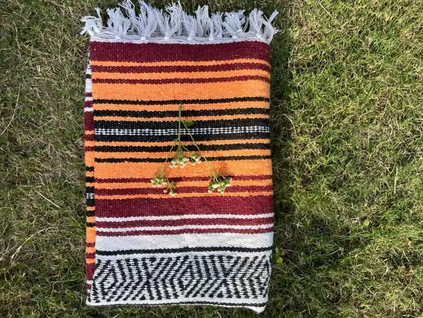 Fashionable Outdoor Camping Picnic Mats Yoga Towel Pilates Blankets Handwoven Mexican Cotton Yoga Blanket Beach Throw