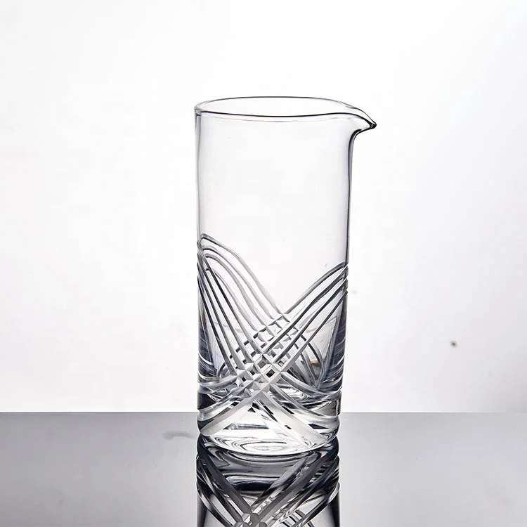 
Professional Cocktail Mixing Glass Thick Bottom Seamless Lead Free Hand-cut Crystal Mixing Glass 700ml 
