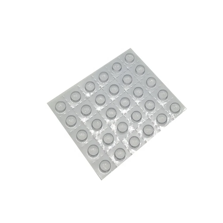 Transparent plastic medical tray blister packaging for capsules