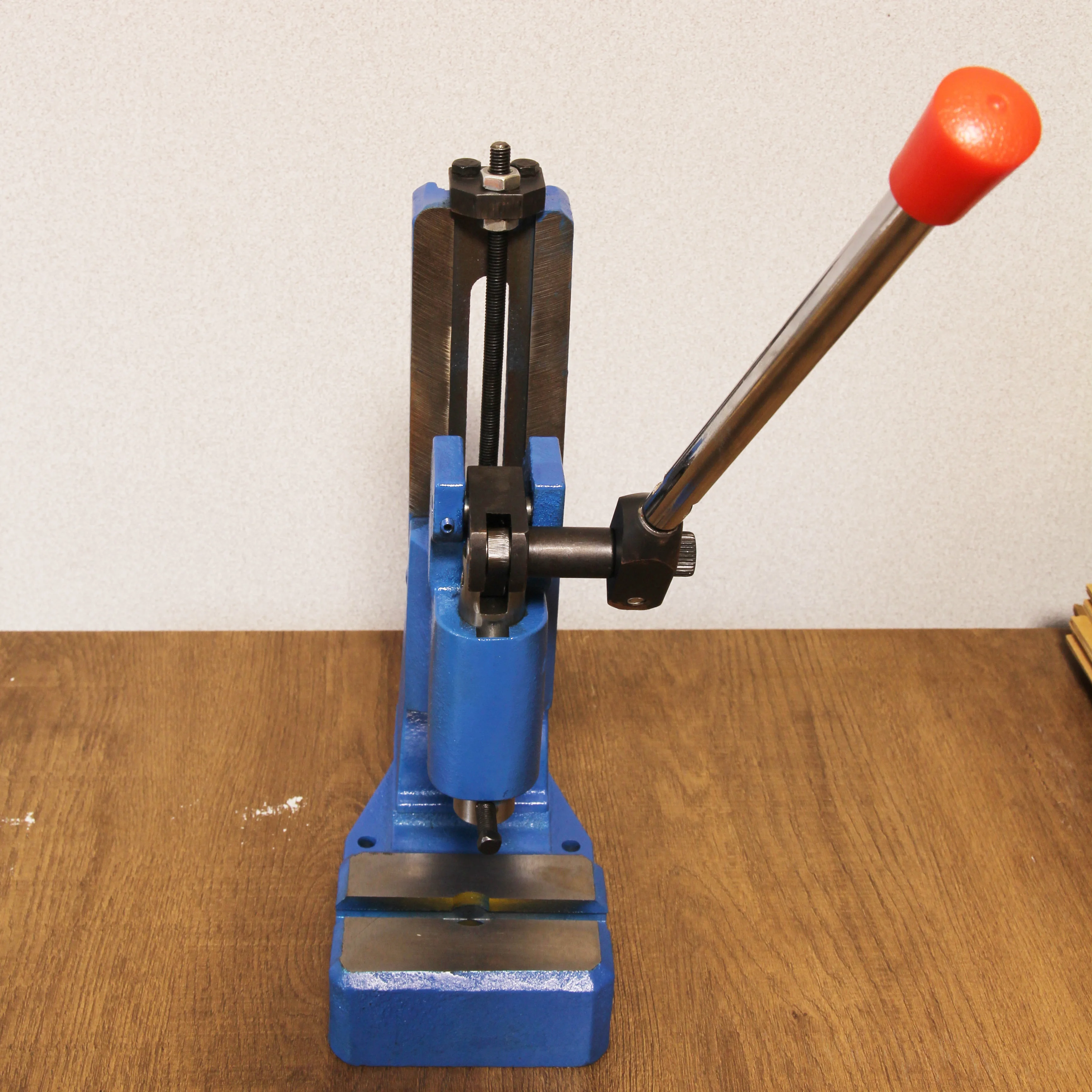 Laboratory Manual Hand Press Punching Machine for Coin Cell Electrode Cutting