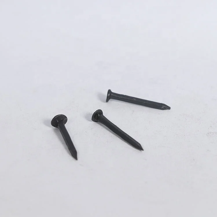 Colourful shoe tacks