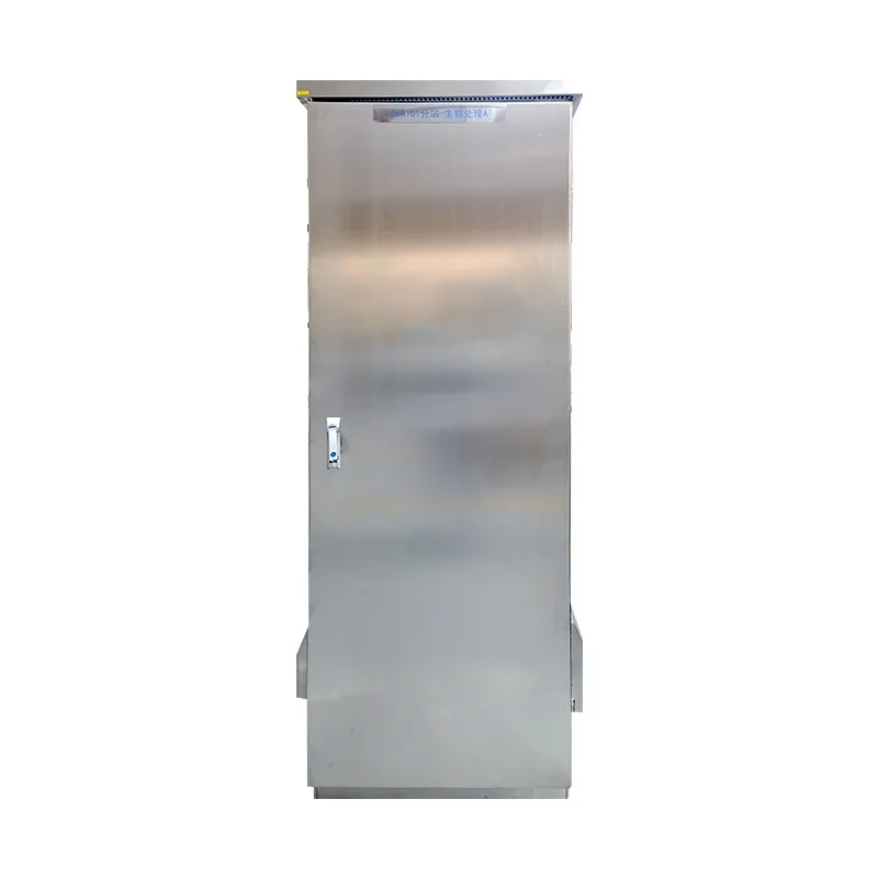 Customized stainless steel outdoor monitoring waterproof box security equipment control box pole chassis