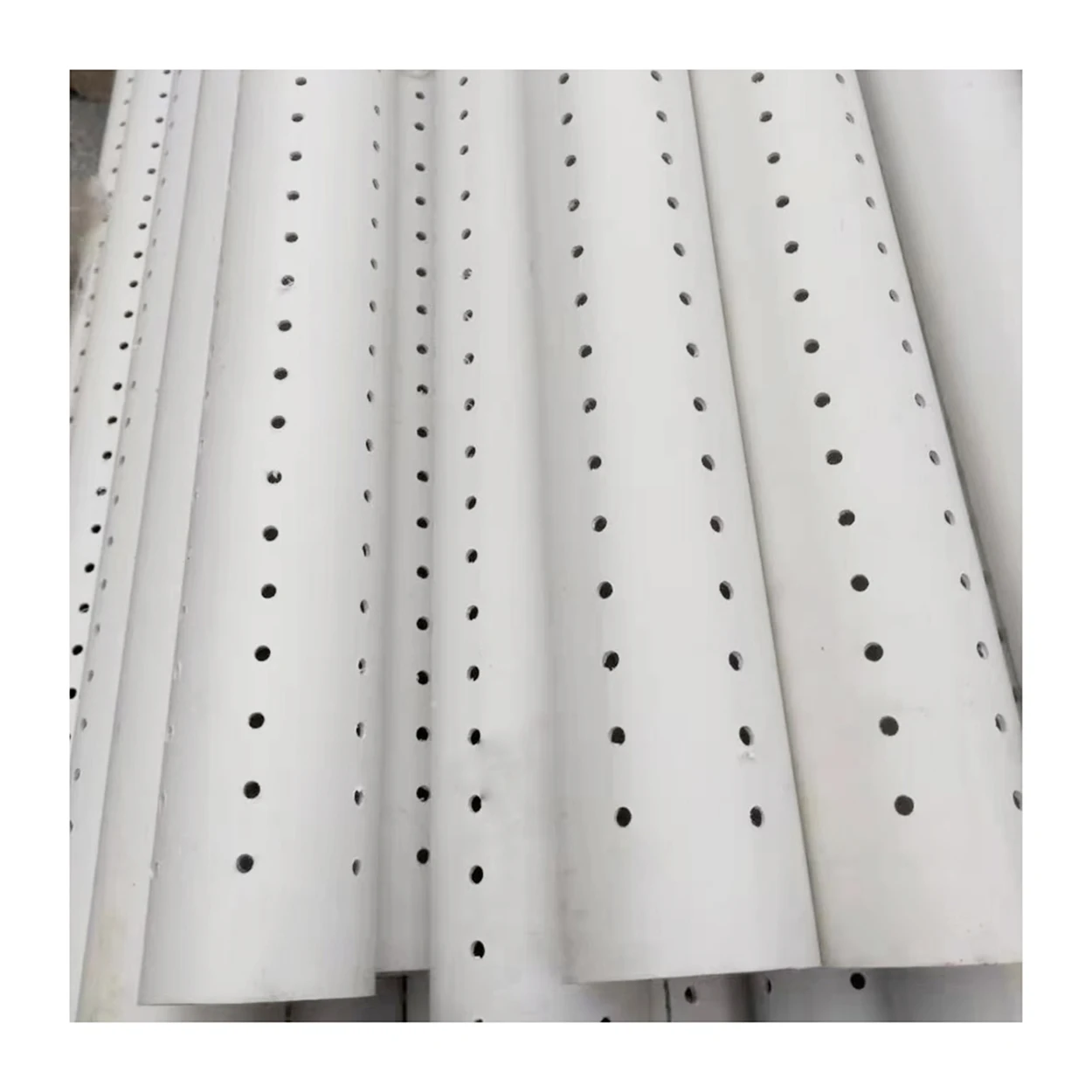 Factory Sale 4 3 2 inch PVCU tubo de drenaje perforado, perforated or Slotted drainage pipe other size