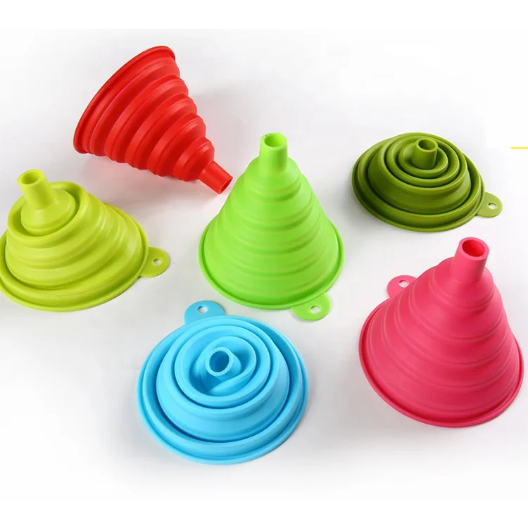 Factory Wholesale Kitchen Tools Foldable Oil Leak Silicone Collapsible Funnel For Beer
