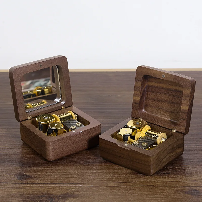 Music Box for  High Quality New Arrival Antique Walnut Color Music Box Wooden Hand-cranked Personalizable Gift Music Box