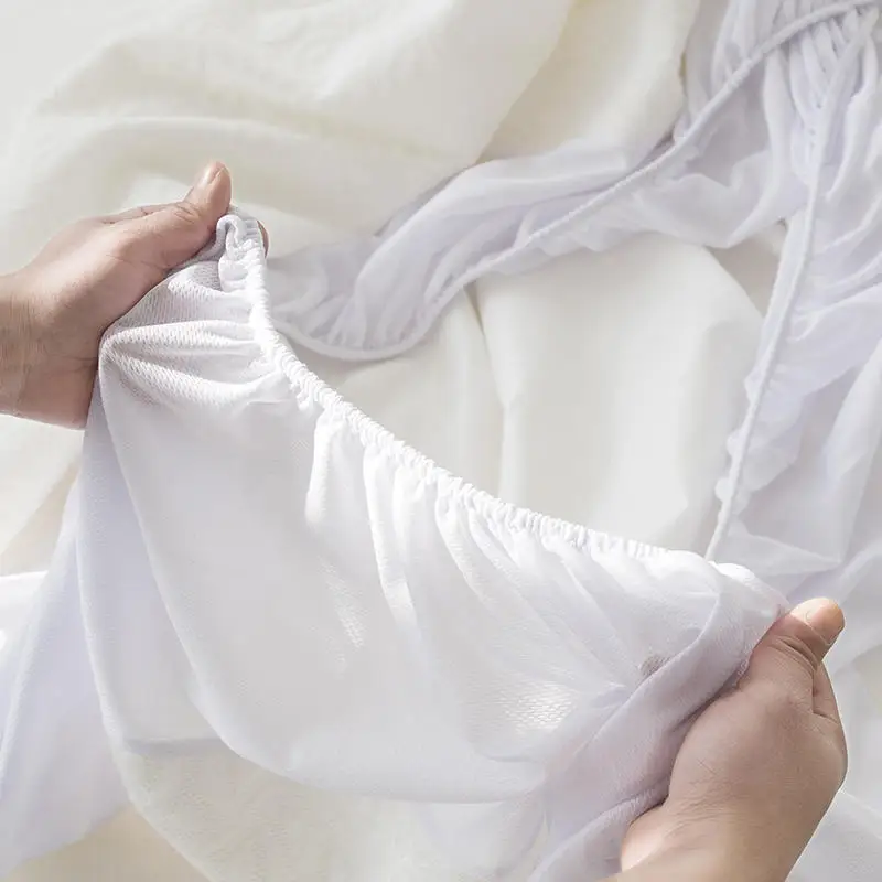 100% Bamboo Fabric All-Season Bed Protection Pad Plain Dyed Knitted Waterproof Protector Mattress Cover