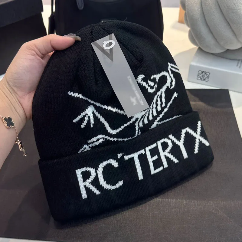 Letter Knitted Wool Hat Fashion Pattern Double Layer Warm/Cold for Adults Wholesale  beanie fashion designer  luxury  cute hat