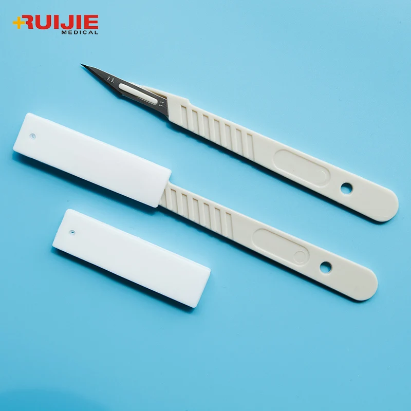 Hot Sale Carbon Steel Material Disposable Sterile Surgical Knife