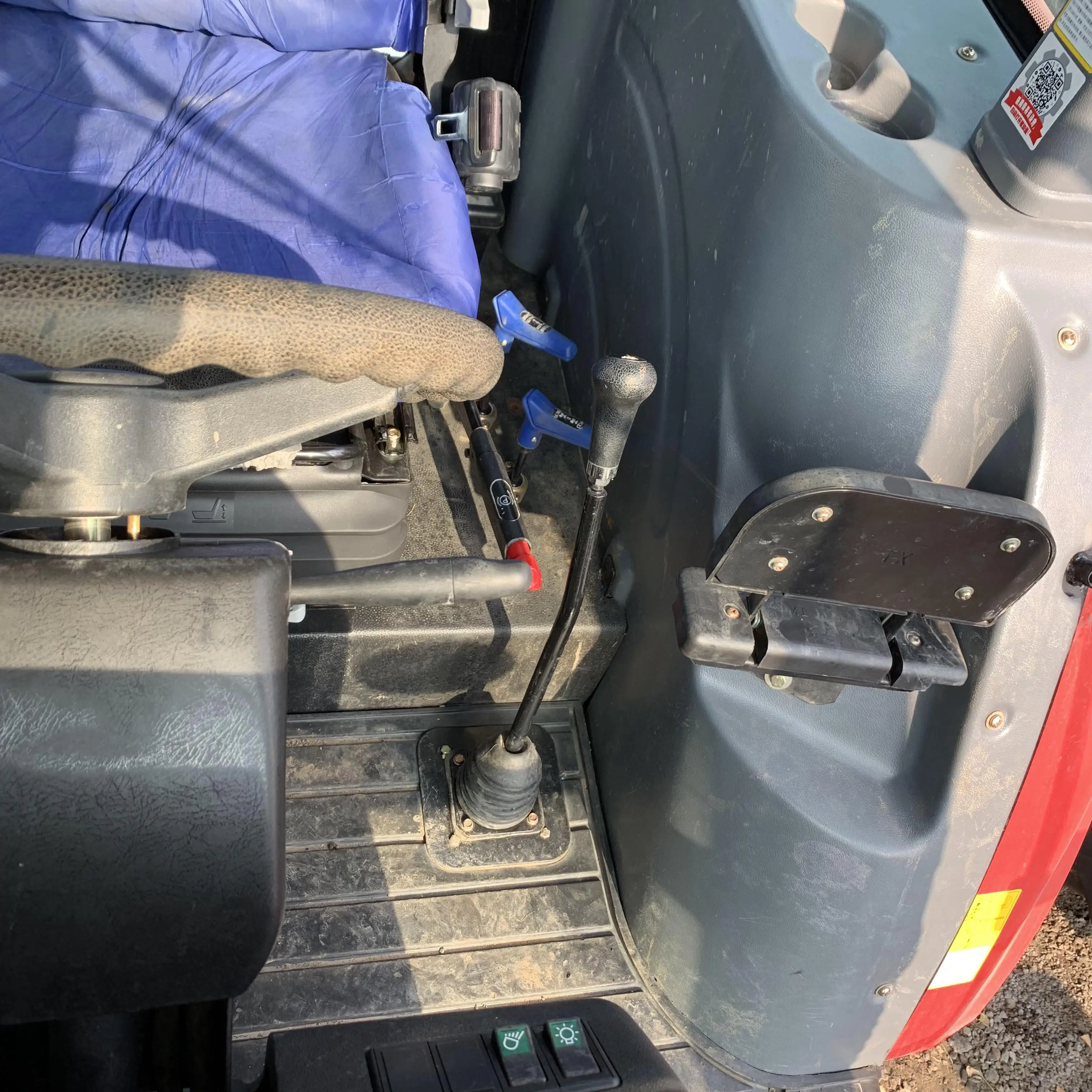 big agricultural tractors can supply all the spare parts