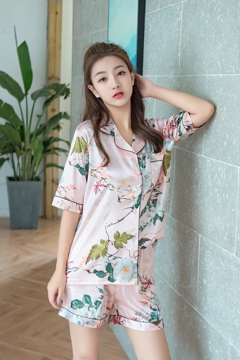 
Korean version of casual pajama suit short sleeve shorts silk home dress sweet printing for women 