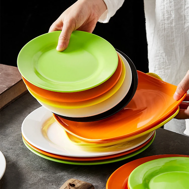 Hot Sale Round Hard and Cheap Plastic Plate & Bowl Restaurant Plastic Charger Plate Colorful