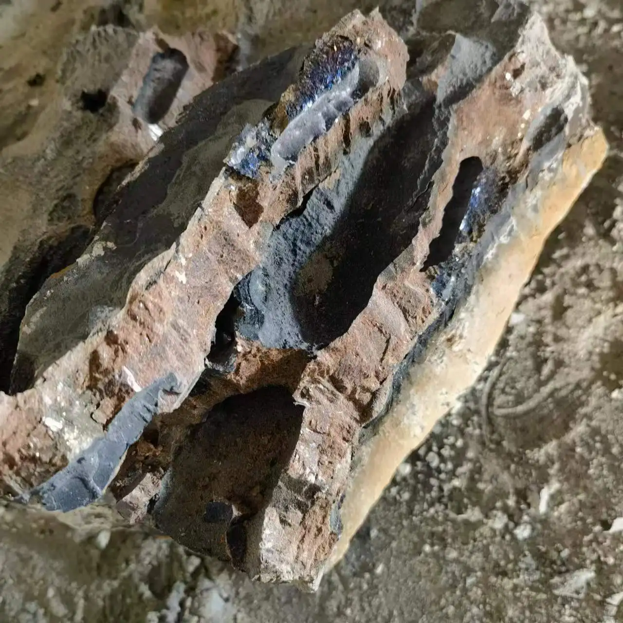 Calcium Carbide China 25 50mm