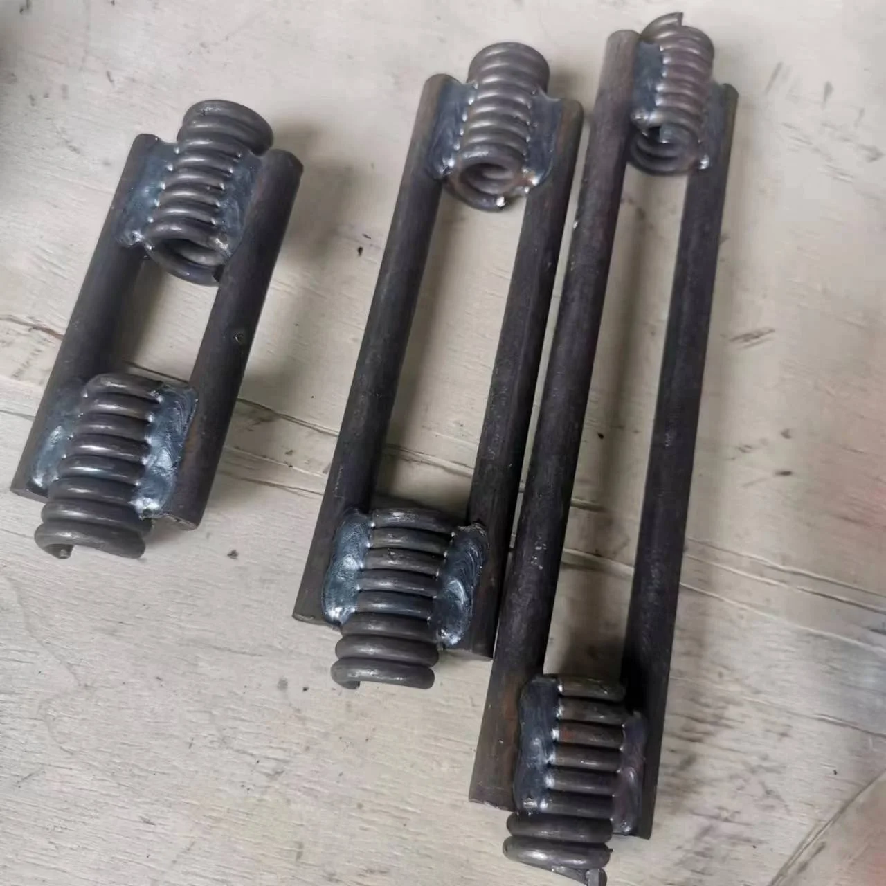 Hi-Strength Concrete Shuttering Coil Tie Rod Formwork Forming Hardwares Coil Tie Rod