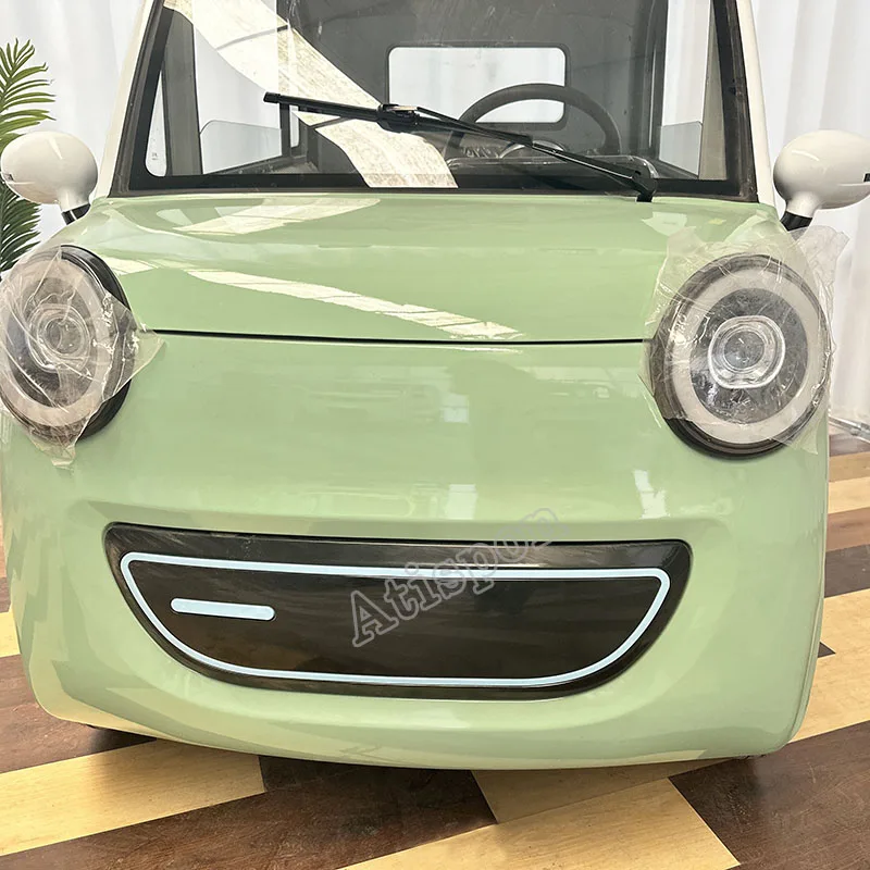 Chinese 4 Seaters Right Hand Electric Car Mini Automobile Enclosed Mobility Scooter Voiture Electric