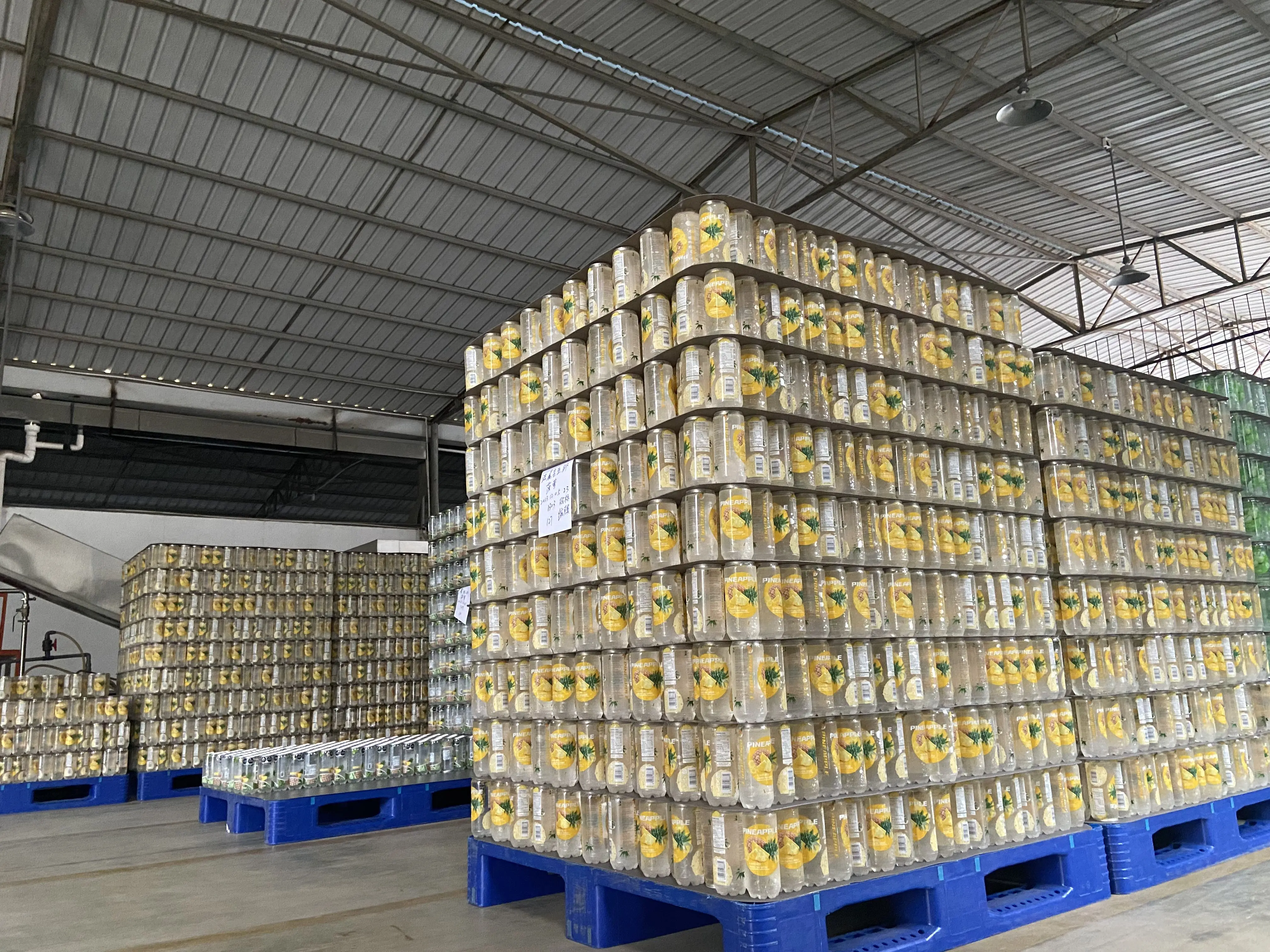 Private Label Carbonated Drinks China Xiamen 350ml PET CAN Fruit Flavor Sparkling Drinks Korean Drinks Normal 6 % Brix From CN