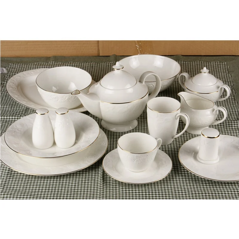 Ceramics Luxury Embossed Porcelain Plate and Bowl Dinnerset New Bone China Tableware Ceramic Dinner Set