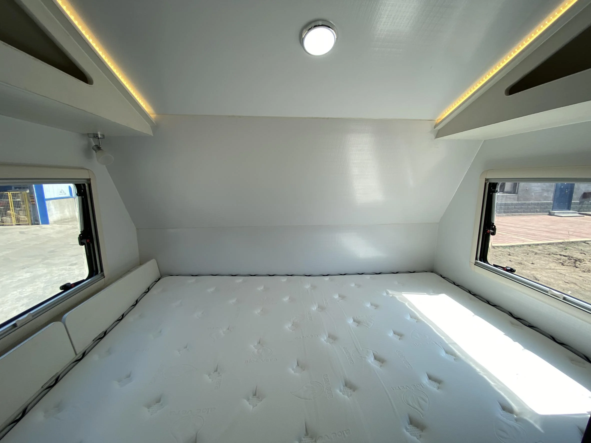 Custom Camper Trailer Travel Trailer Off Road Caravan Camping Trailer Mobile Caravan With Solar Panel RV