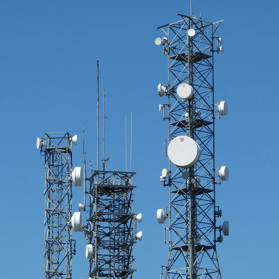 25M 30M Galvanized cell phone microwave telecommunication antenna cellular telecom tower