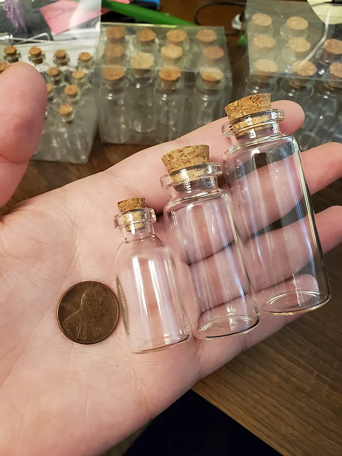 Spot 30mm Diameter Mini Glass Bottles Cork Tops for Camping Project Arts & Crafts Jewelry Stranded Island Message Wedding Wish