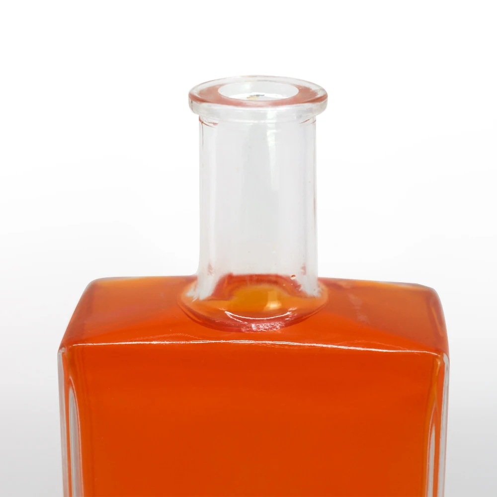 Hot Sale 16oz Flat Square Glass Liquor Bottle 500ml 50cl Super Flint Spirits Rum Whiskey Gin Tequila Bottle With Cork Cap Top