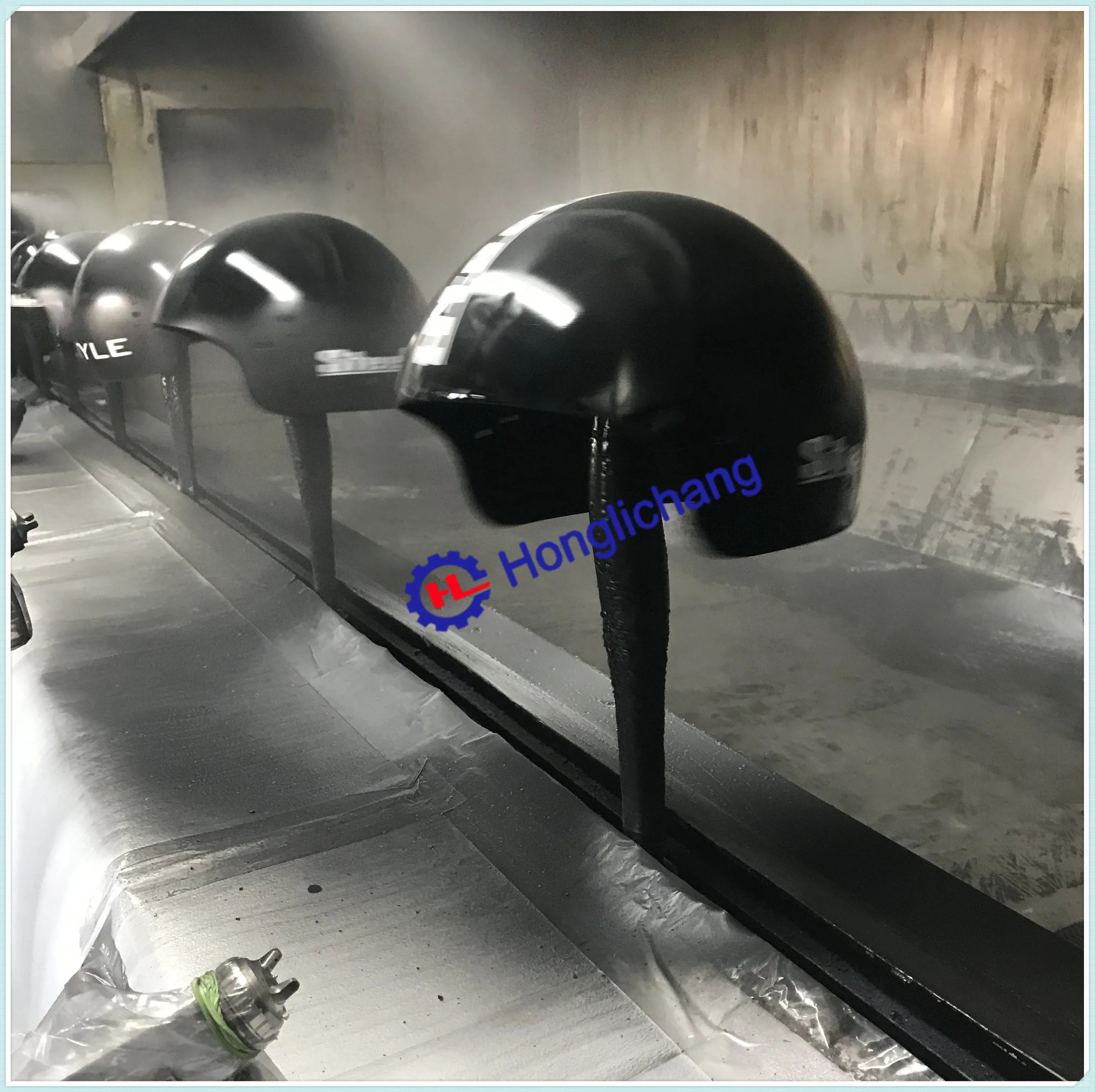 Fully Automatic UV Spray Helmet Painting Machine