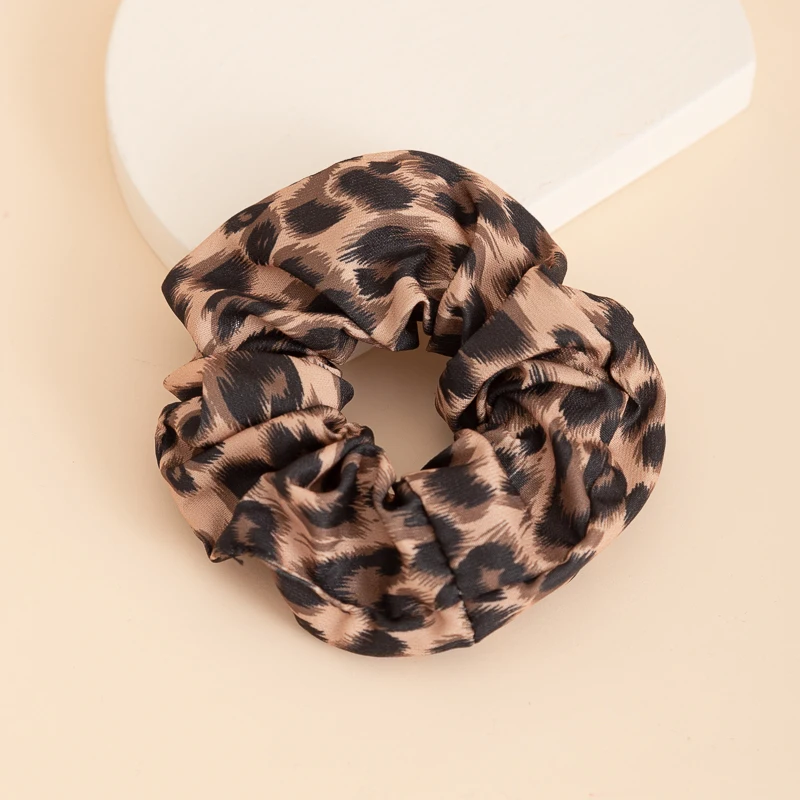 Wholesale Custom Fashion Leopard Scrunchies Printed Hair Band Ponytail Holder Elastic Hair Ties Band For Women