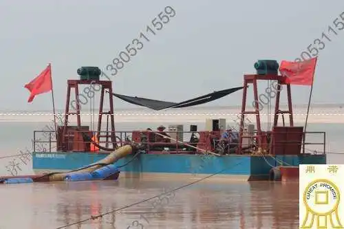 Оборудование для дноуглубления небольших рек под водой