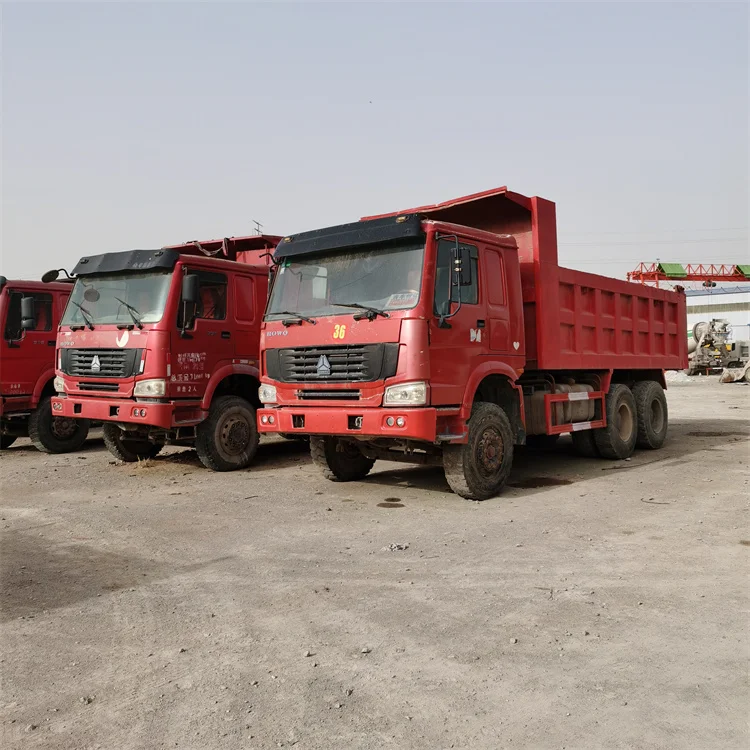 Used sinotruk howo 12 wheels dump tipper truck price