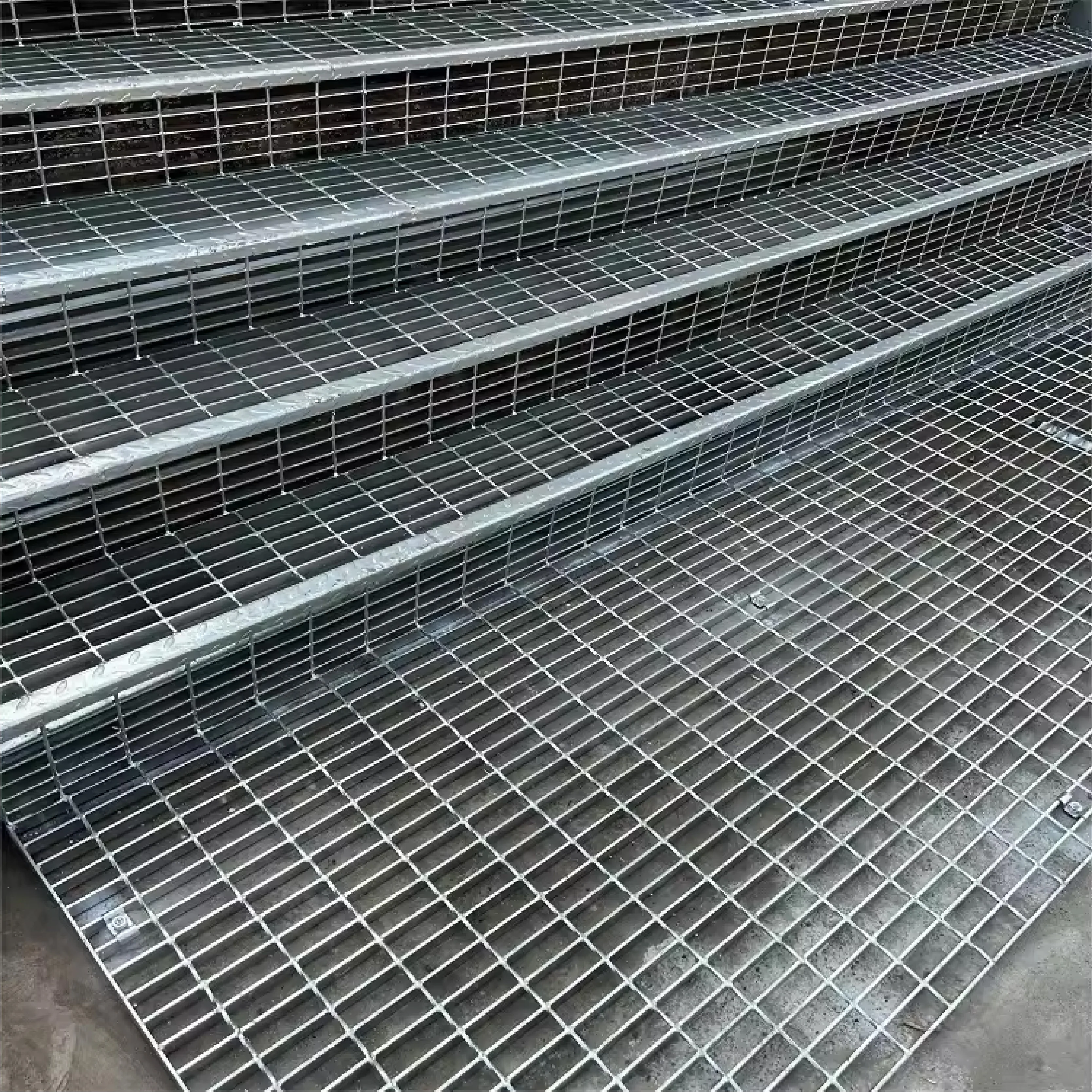 swimming pool stainless catwalk Steel grating car parking weight per square meter Steel grating