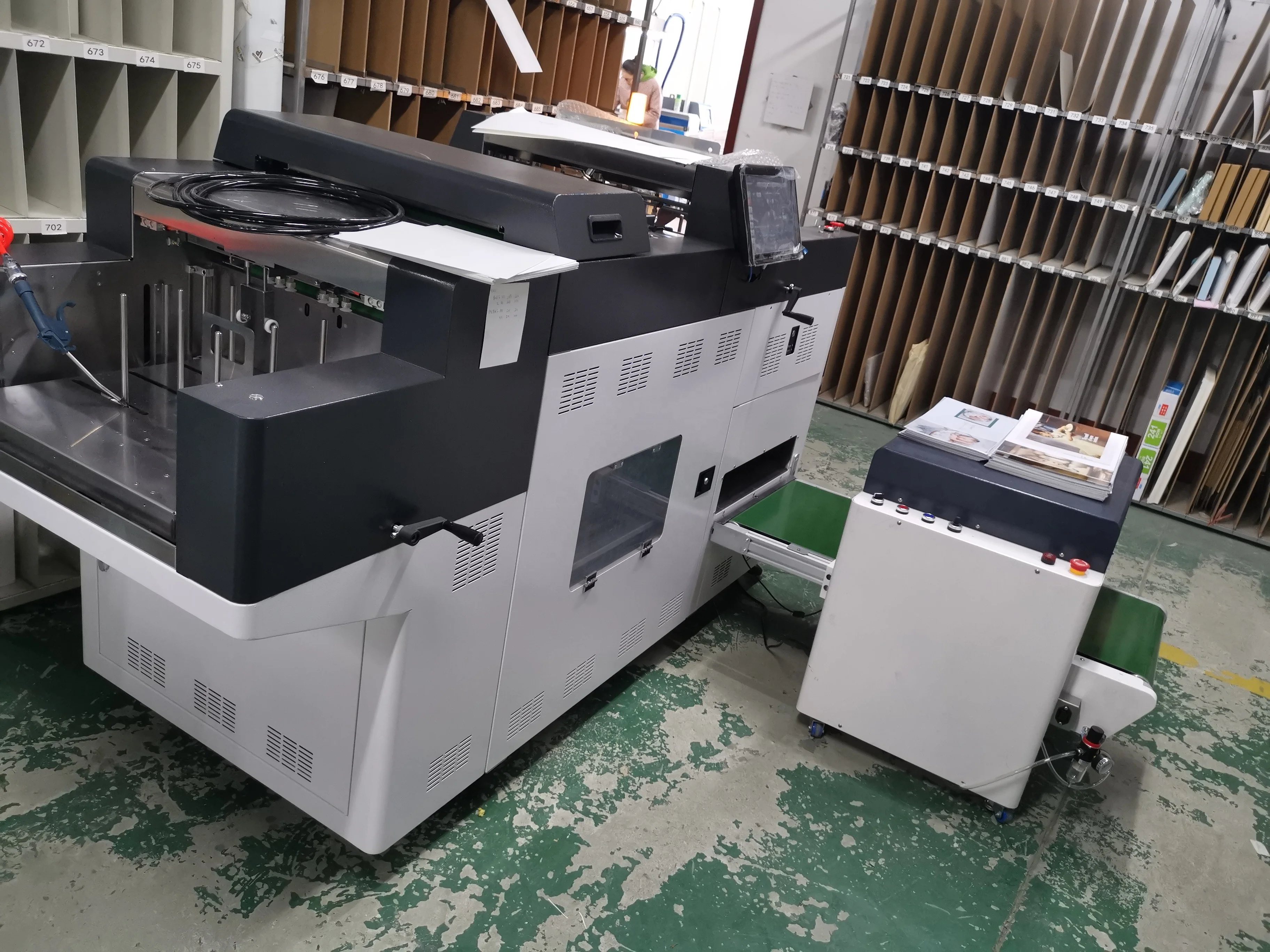 Double100 QHSF-1860 полностью автоматическая машина для изготовления альбомов переплета фотокниги