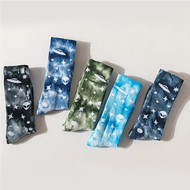 Fashion Cotton Star Socks Hip Hop Skateboard Tube Alien Tie Dye Socks