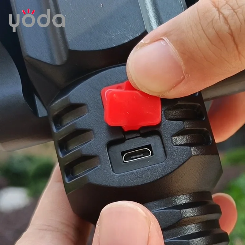 ABS plastic usb rechargeable triple led low price led flashlight for emergency use