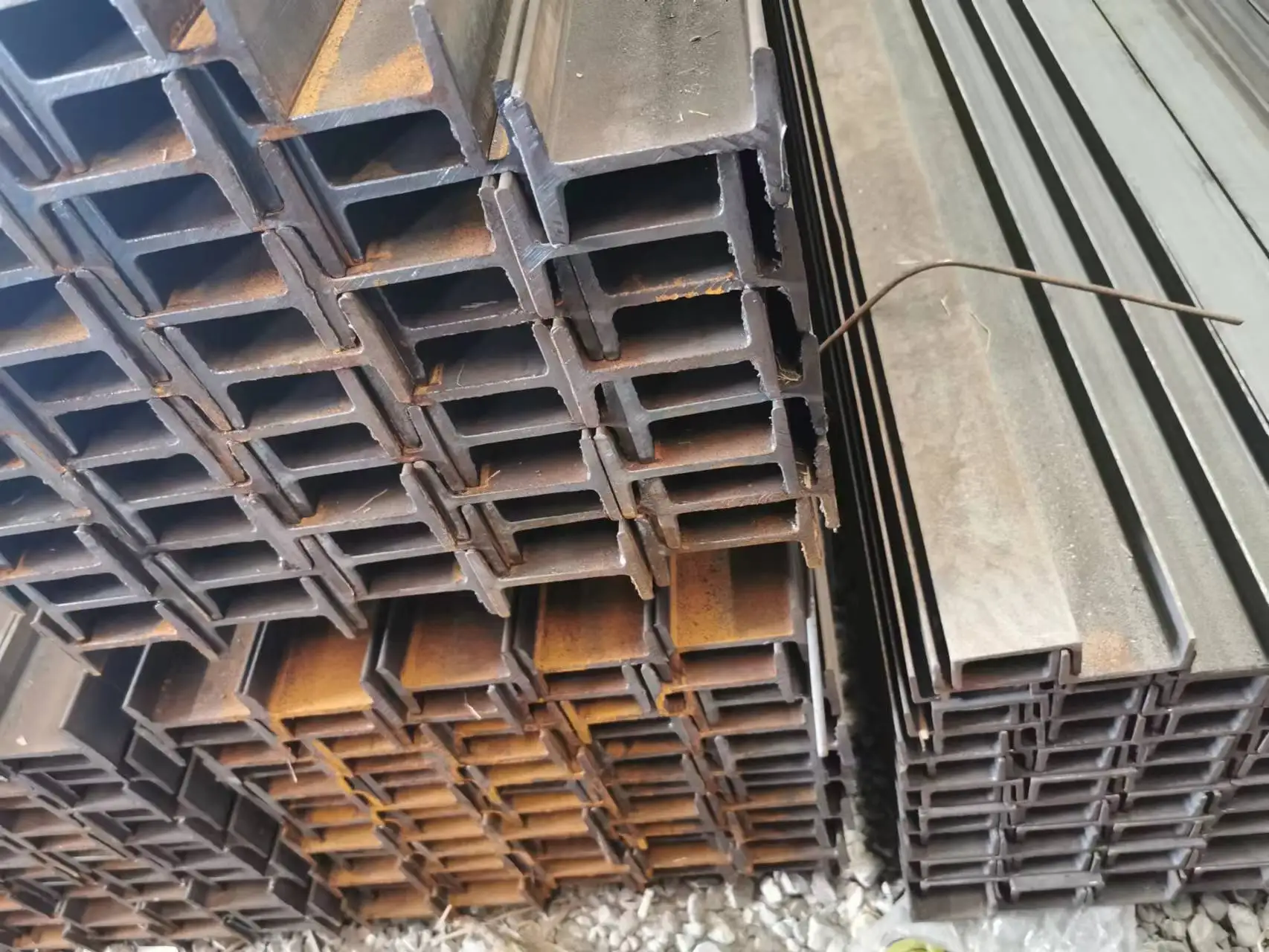 Competitive Price Astm A36 A36m Carbon Structural Steel 35cd4 Alloy Structural Steel I Beam