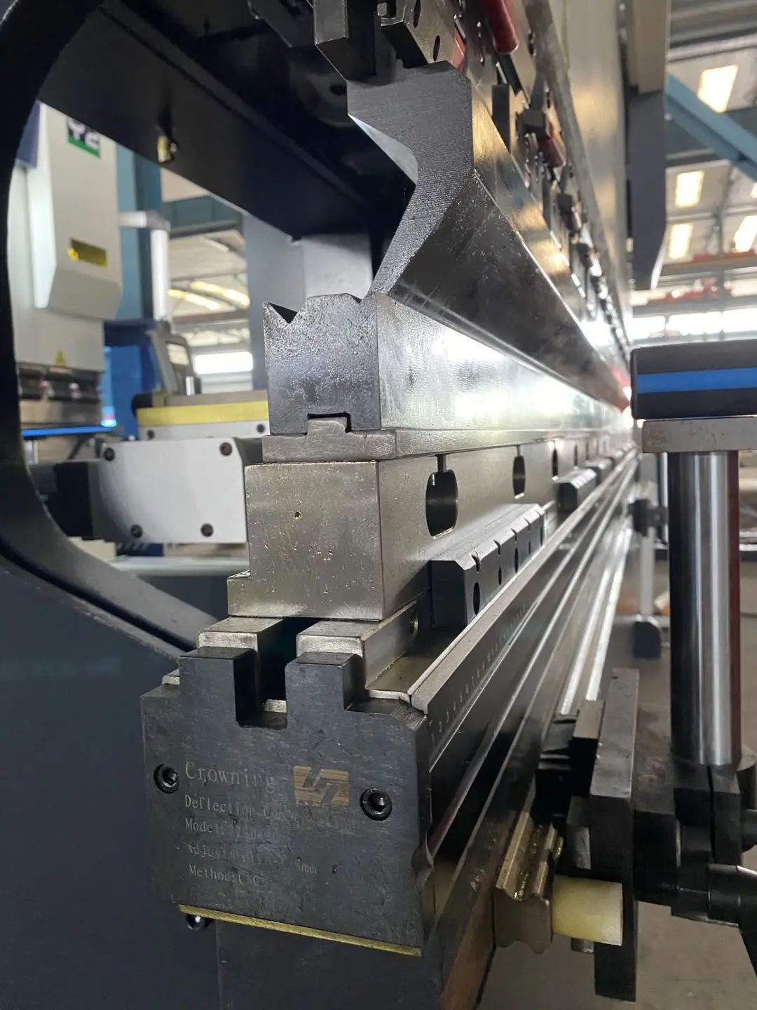 
Hot sale Plate Bending hydraulic press brake machine 