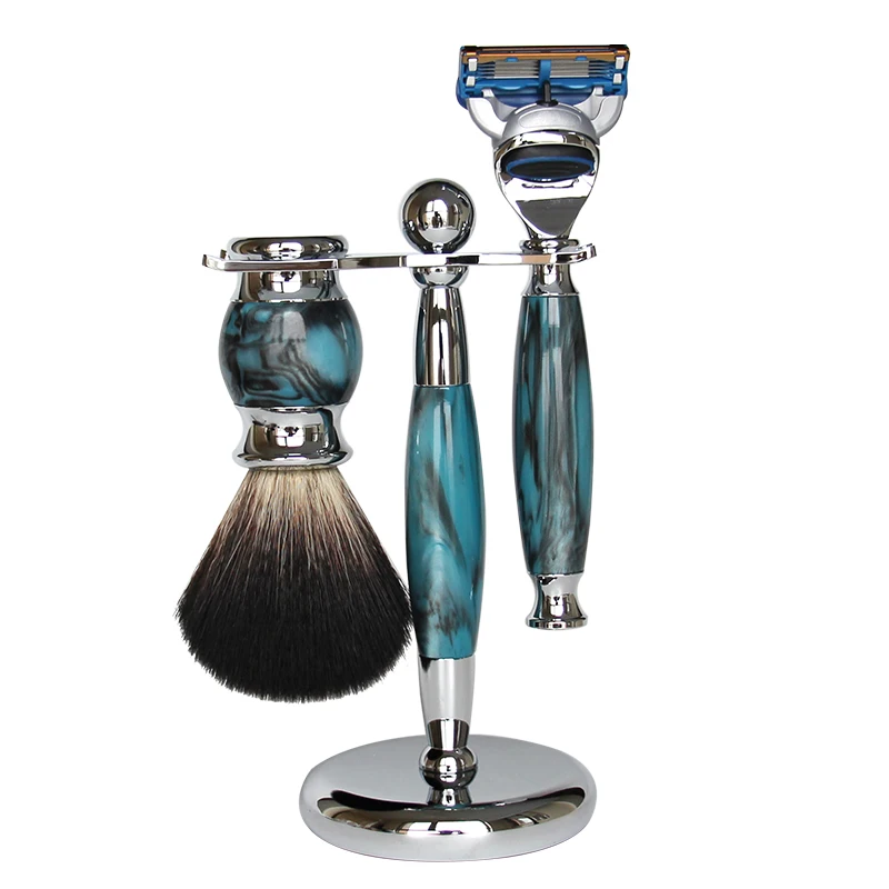 Badger Brush with uber-soft bristles comes with a black handle and chrome base