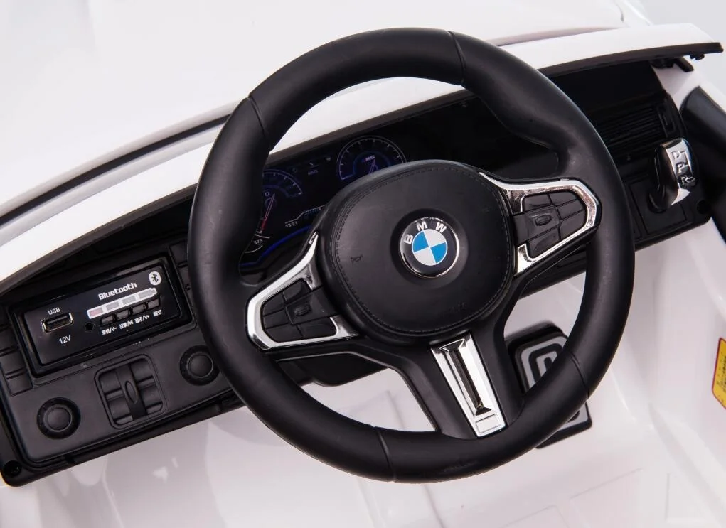 Лицензионные детские автомобили BMW M5 на батарейках с дистанционным управлением для детей