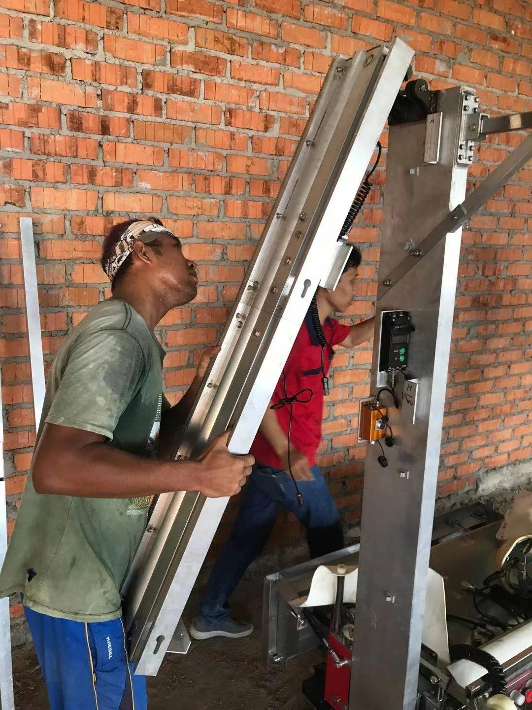 TUPO Automatic Wall Plaster Machine Building Wall Plaster Machine Rendering Machine