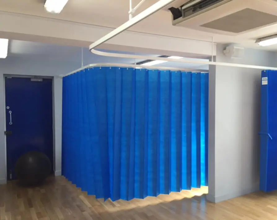 Одноразовые перерабатываемые антибактериальные огнестойкие шторы для медицинских помещений 2 м x 2,5 м