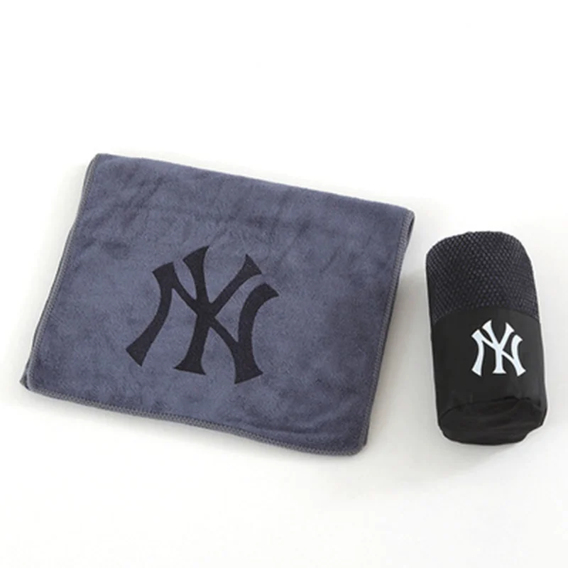 wholesale sweat absorbing printed microfiber sport fitness towel custom gym towel