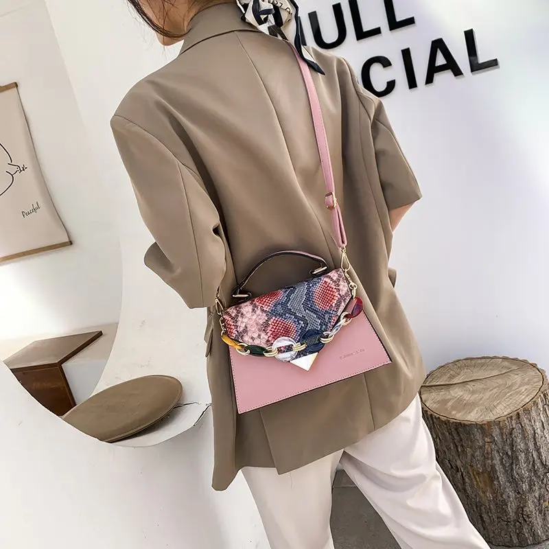 
Dropshipping lady bag 2021 New Korean style contrast color snake pattern color chain portable small square bag 