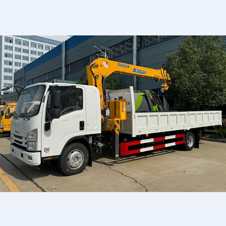 ISUZU 700P 4*2 LHD 5 Tons 6.3 Tons Telescopic Boom Crane Truck for Sale in Russia