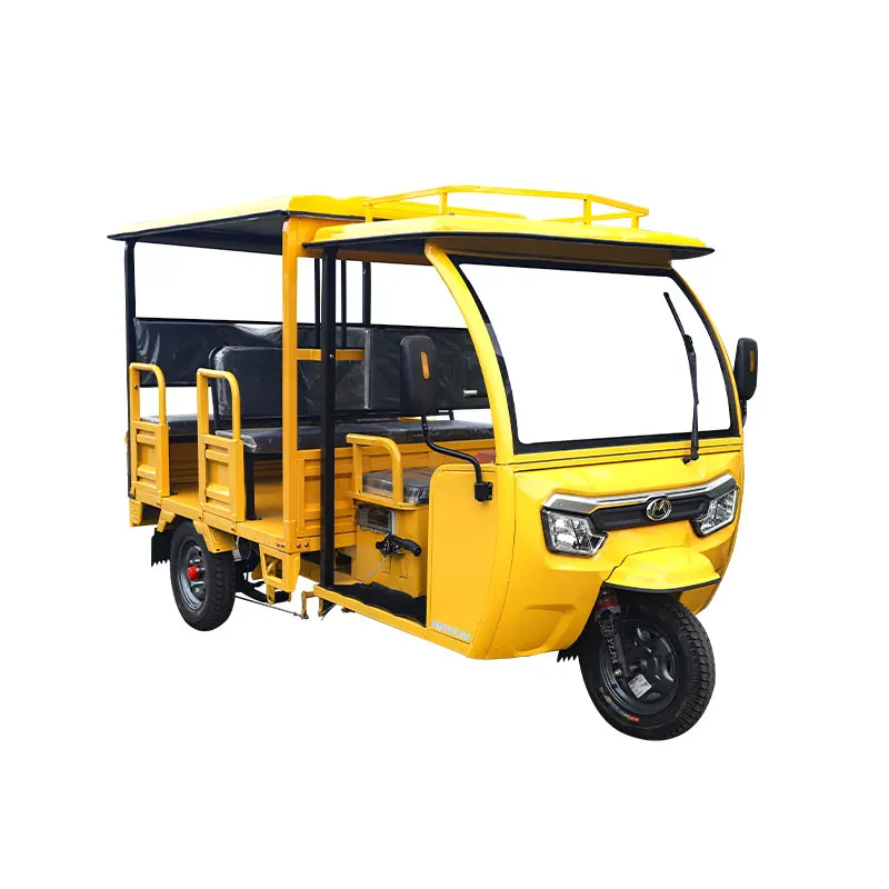 2023 Cheap 3000W Powerful Tricycle New Bajaj Electric Tricycle For Passenger Battery TukTuk with Solar panel