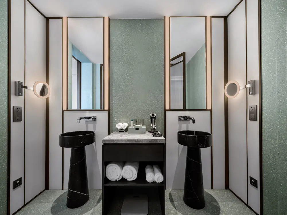 Luxury Hotel Room Furniture Customized Furniture Five Star Hotel Complete Set of Furniture Antique Wood Factory Manufacturer