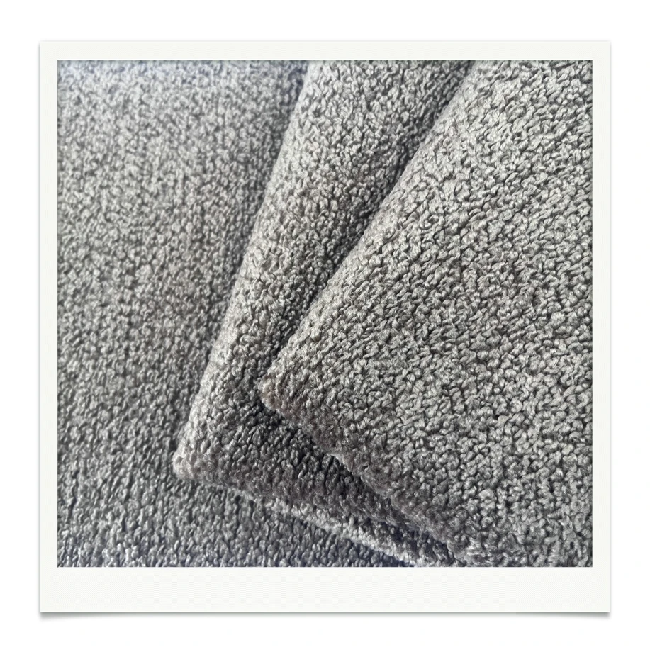 2023 New Small MOQ Teddy Skin Like Plush Fabric Faux Fur Sofa Fabric