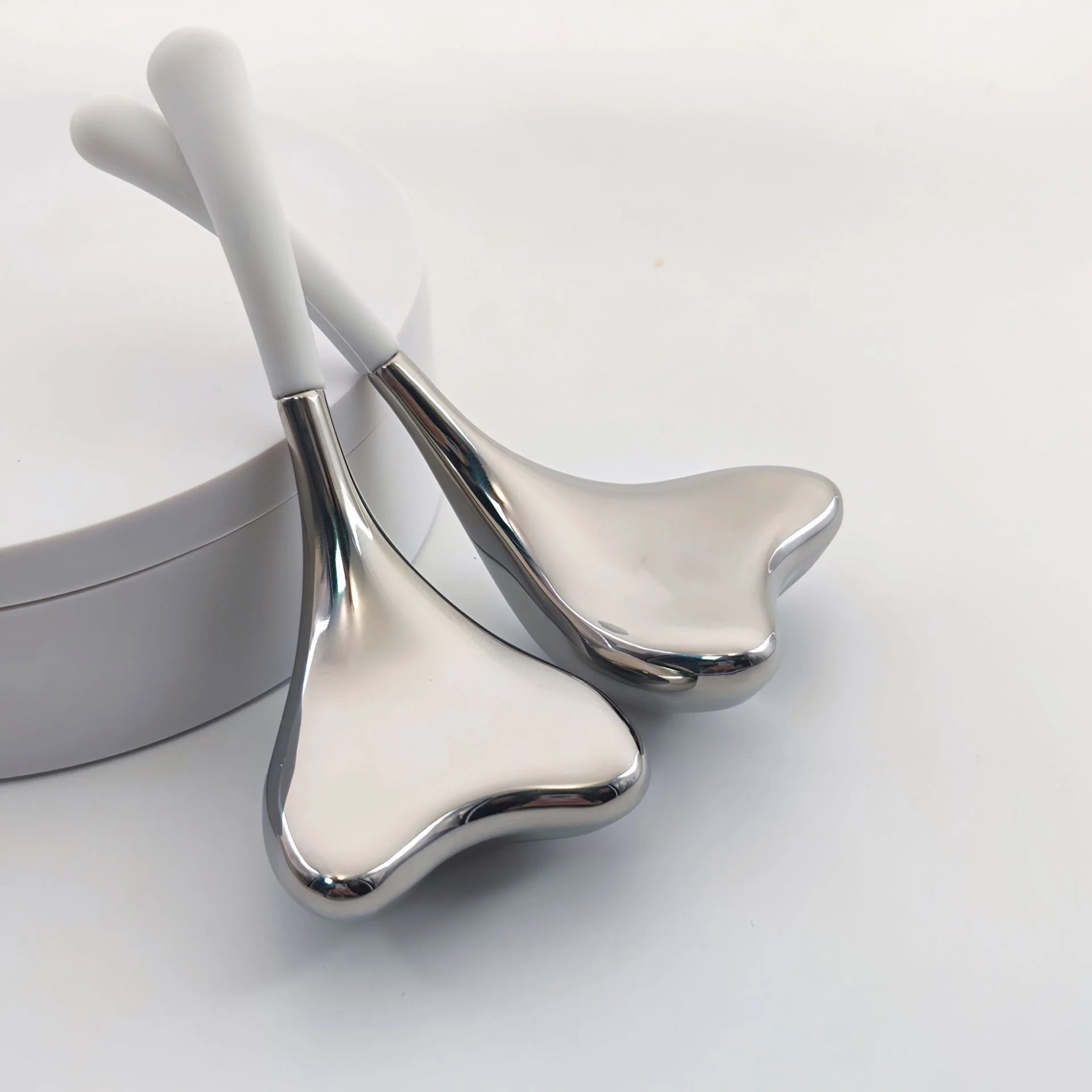 2pcs set stainless steel Gua Sha Cryo Sticks, Facial Skin Care Tools Gifts for Women , Cooling Spa Ice Globes Roller