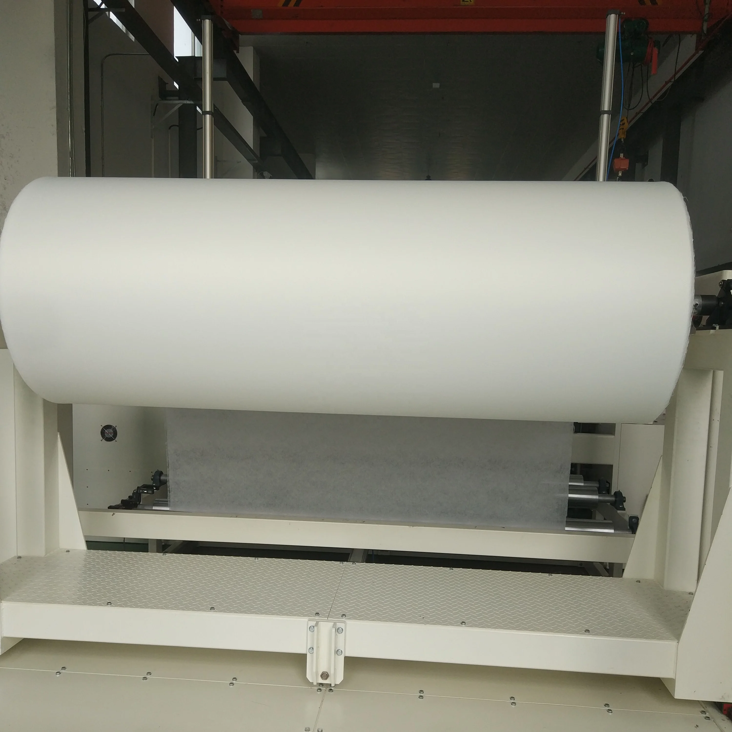 Factory supply good absorption 100% rayon nonwoven fabric jumbo roll / kitchen towel raw material spunlace non woven fabric