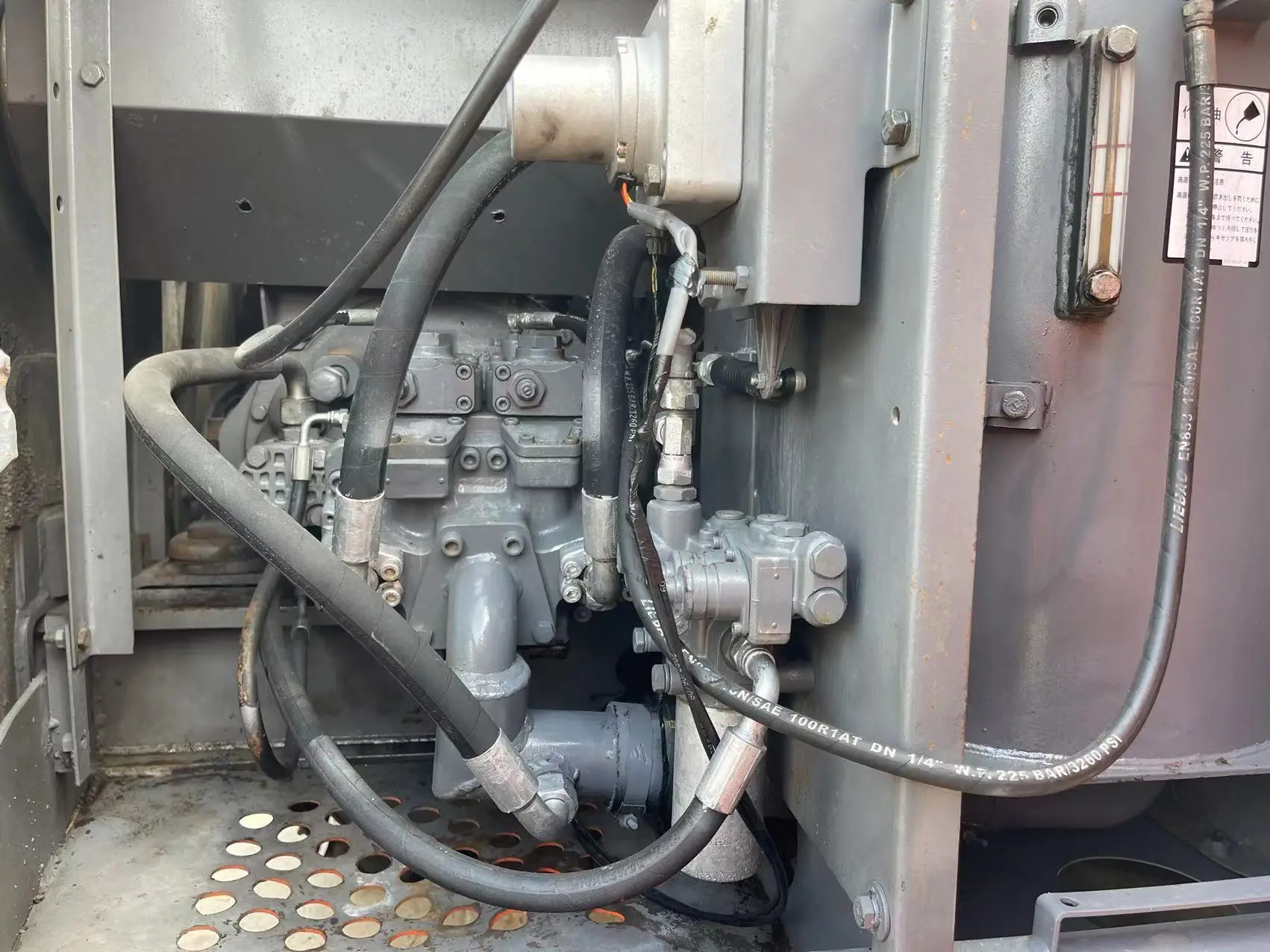 Hot sale japan  hitachi 120-5 used excavator/japan excavator